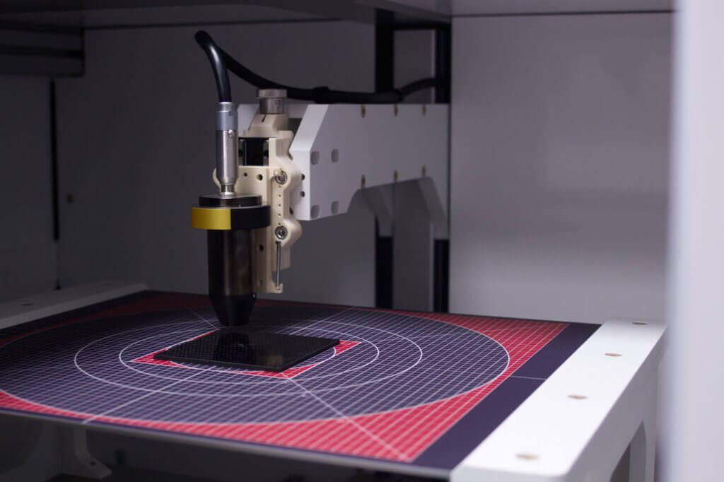 EddyCus® map 2530 RMT eddy current imaging tool for mixed solutions measuring a carbon plate